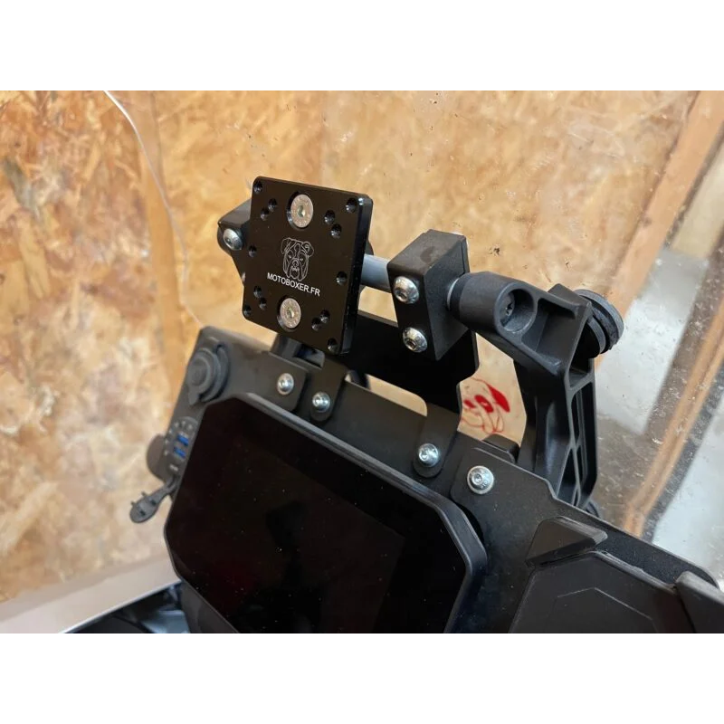 Fixation GPS pour barre de guidon de moto