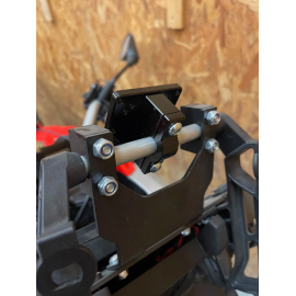 Fixation GPS pour barre de guidon de moto